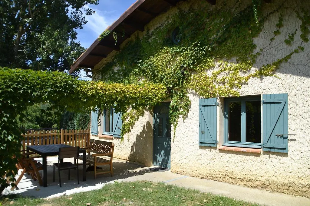 بيت للعطل Gite Au Lac Du Gouyre Puygaillard-de-Quercy