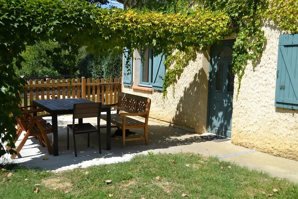 Gite Au Lac Du Gouyre Puygaillard-de-Quercy بيت للعطل